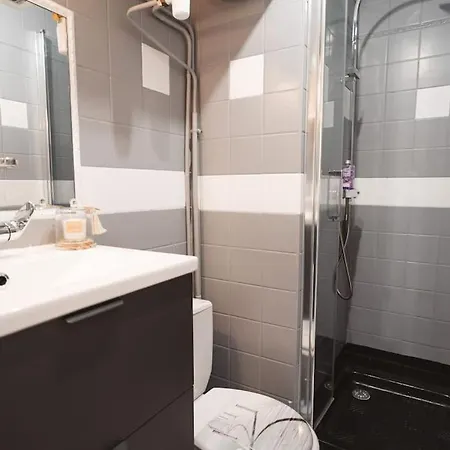 Neuf 300m Netflix Apartman Saint-Raphaël