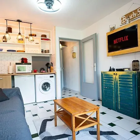Neuf 300m Netflix Apartment *